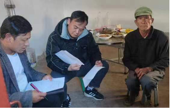 宜就鎮 節前探訪送溫暖，精準服務守護“一老一小”幸福生活